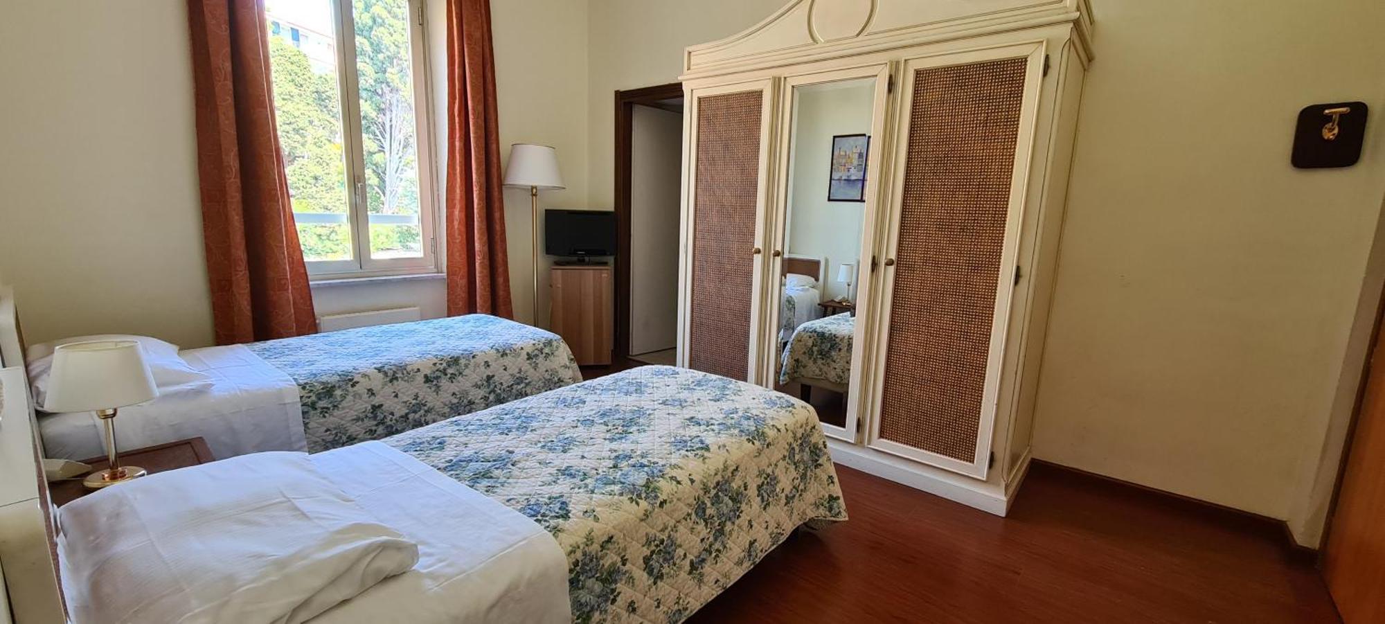 Grand Hotel De Londres Sanremo Esterno foto